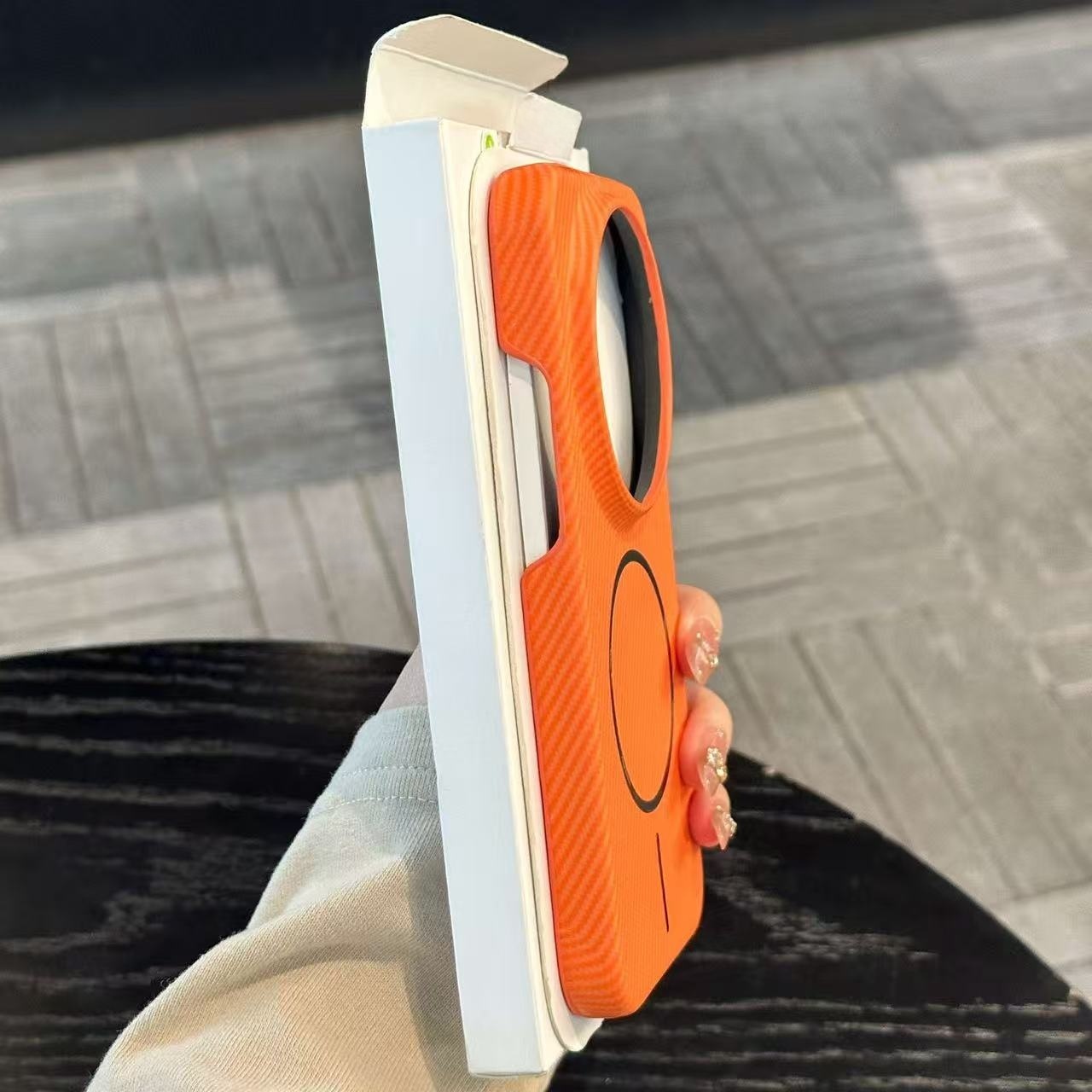 غطاء بلاستيكي رقيق للغاية من أ - مراجعة Photography Xiaomi 17 Ultra وسعره
